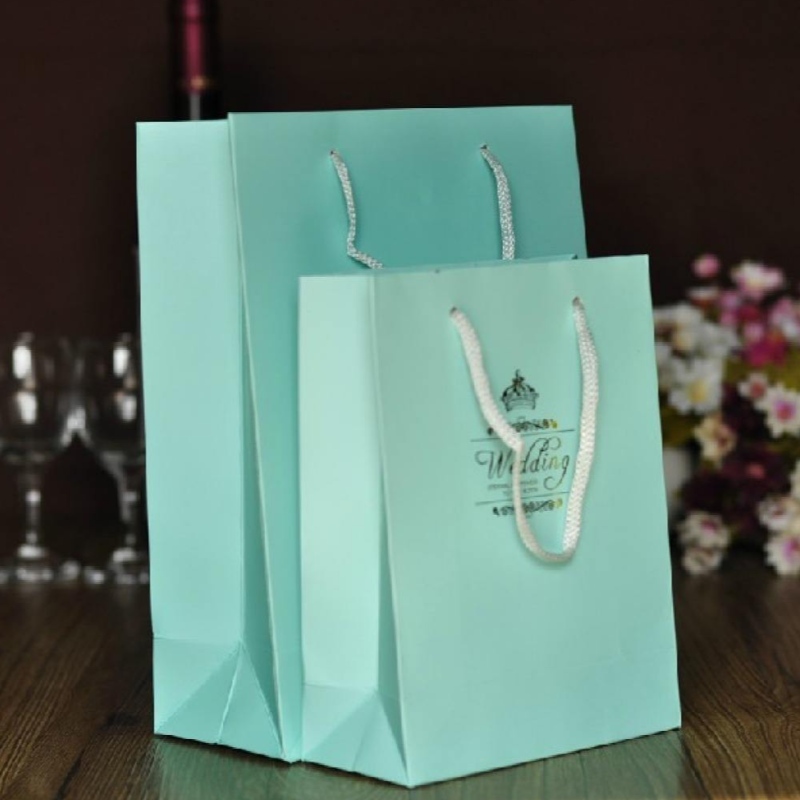 feuille d'or estampage à chaud sac de papier cadeau de luxe